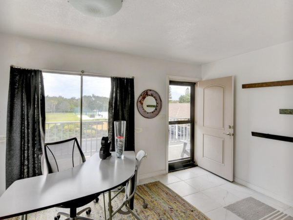 Longboat Key Walk to Beach Two Bedroom Vacation Condo